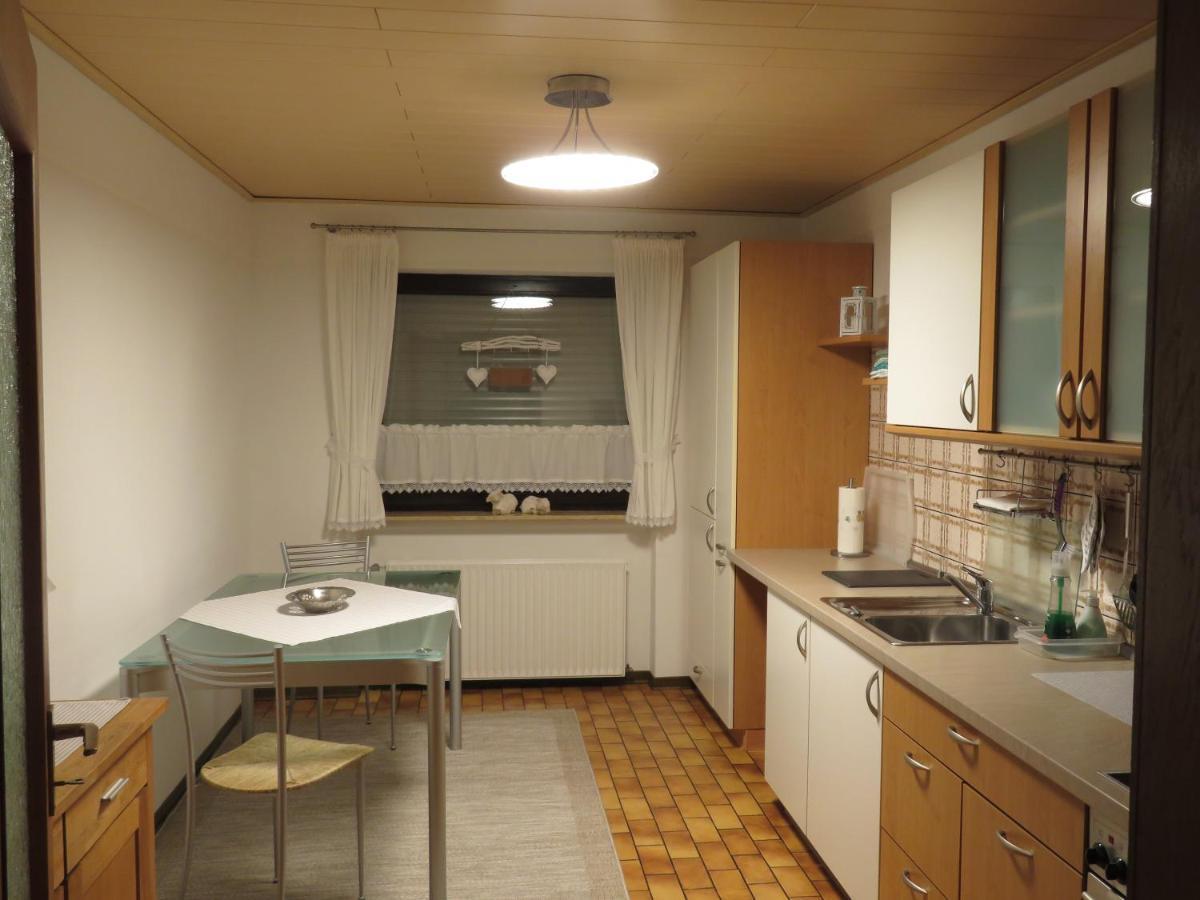 Zum Herrenwald Apartamento Stadtallendorf Exterior foto